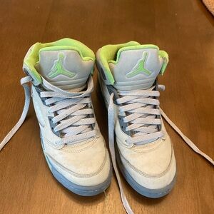 2022 Nike Air Jordan 5 Retro (GS) Green Bean - Size 4.5Y - (DQ3734 003)
